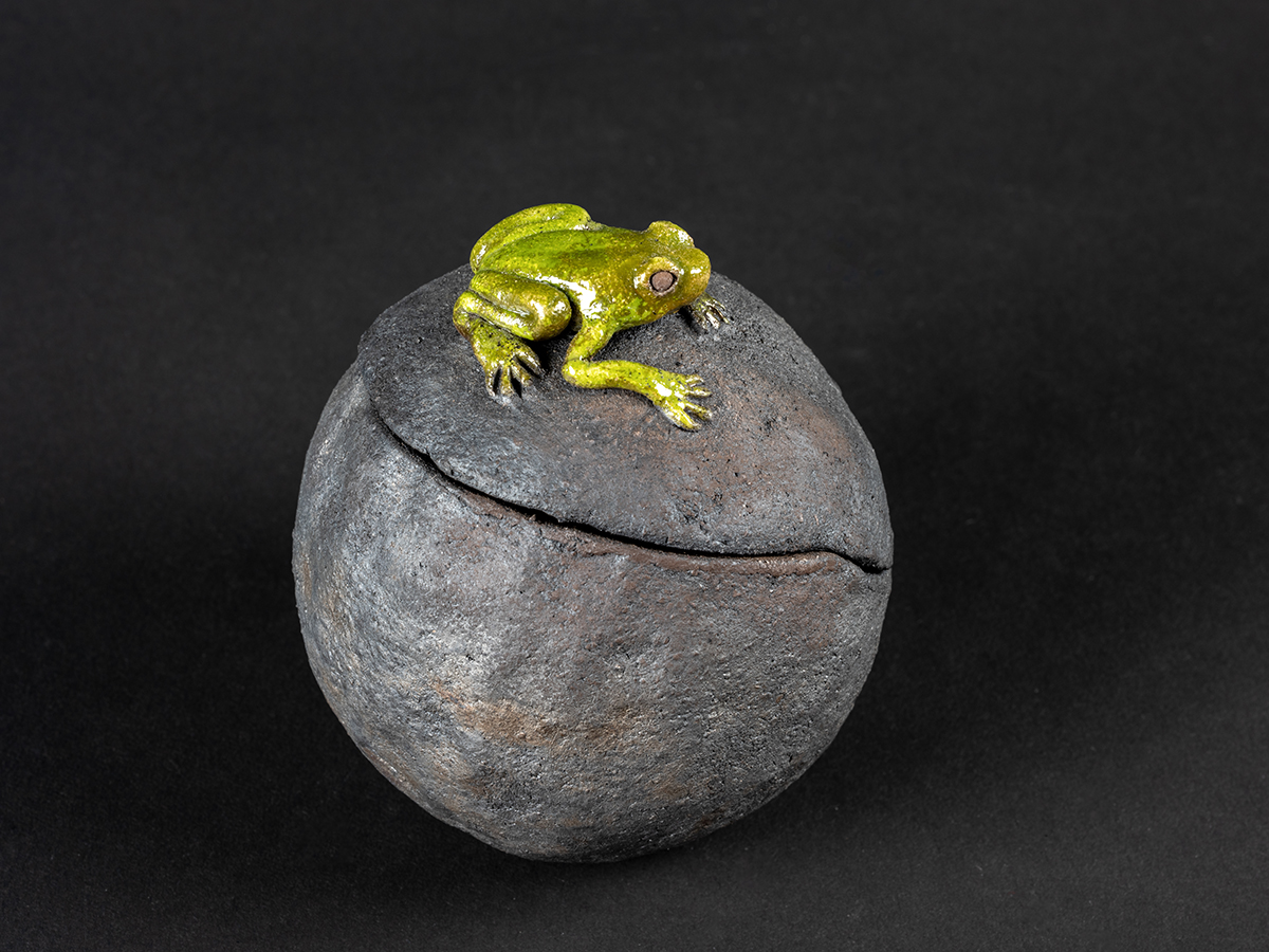 Sculpture en grès émaillée, cuisson RAKU.